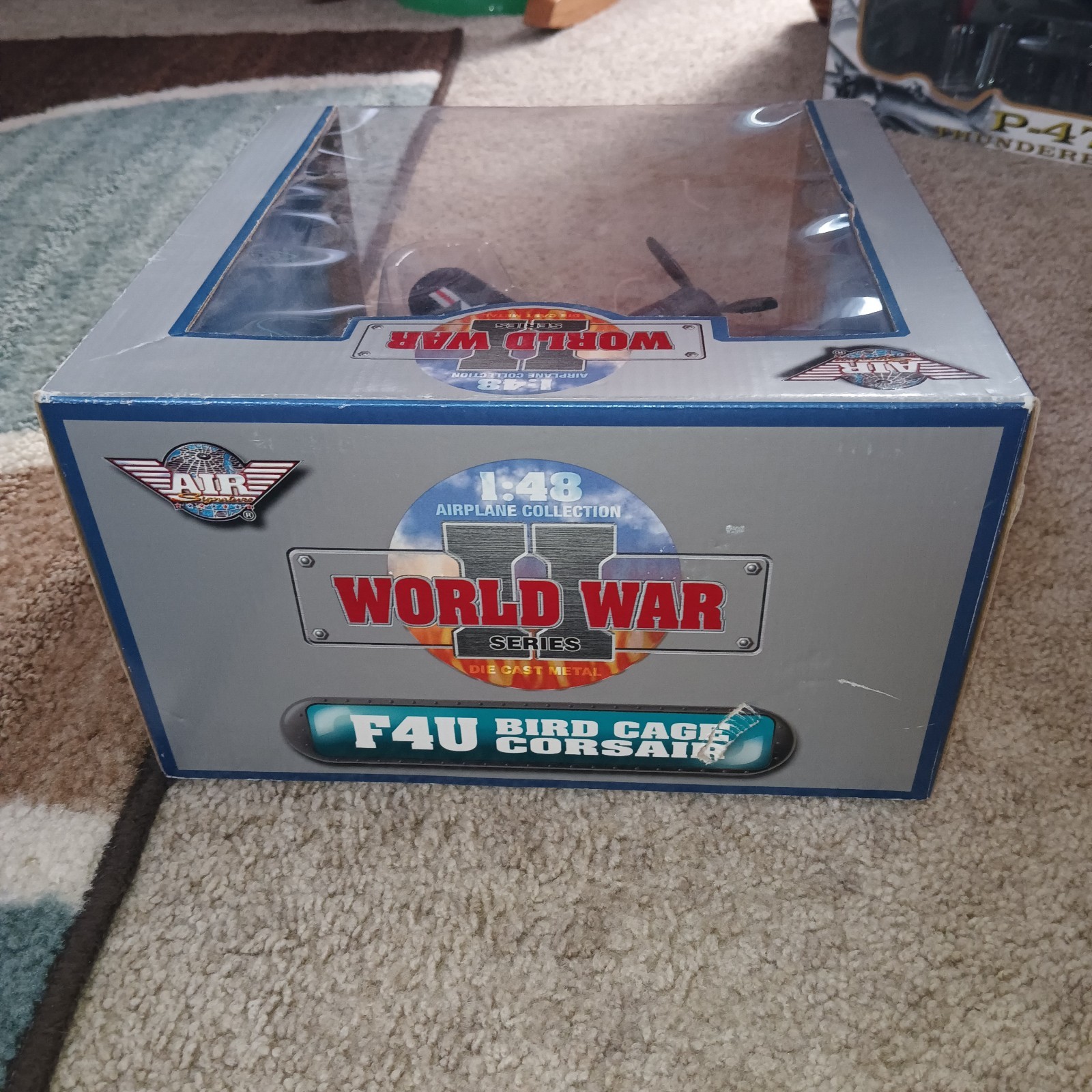 Air Signature WWII Series F4U Bird Cage Corsair Diecast Metal 1:48