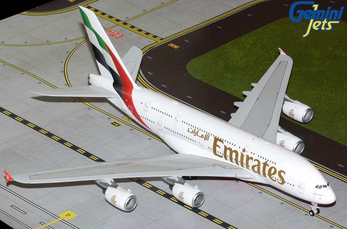 1:64 Scale Gemini Jets Emirates Airbus A380-800