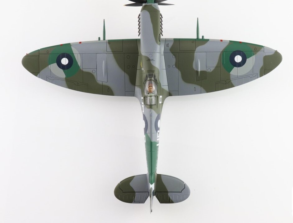 SPITFIRE MK.VIII “Mac III” UP-B/A58-492, RAAF – 1:48 HOBBY MASTER – HA8327