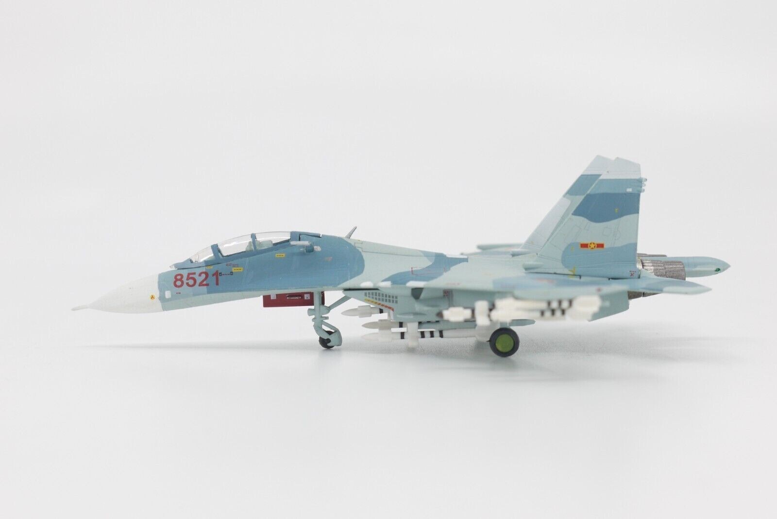 Hogan Wings 6023, SU-27UB, Vietnamese People’s Air Force, 370th Air Divis, 1:200