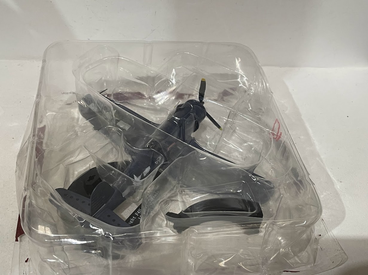 Vought F4U-1D Corsair 1945 USA 1:72 WWII Attack plane Aircraft diecast Luppa #10