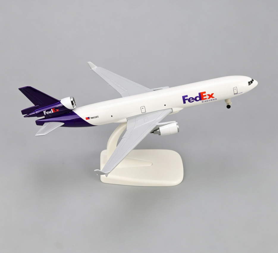 20cm FedEx McDonnell Douglas ​MD-11Cargo Diecast Collectible Replica Plane Model
