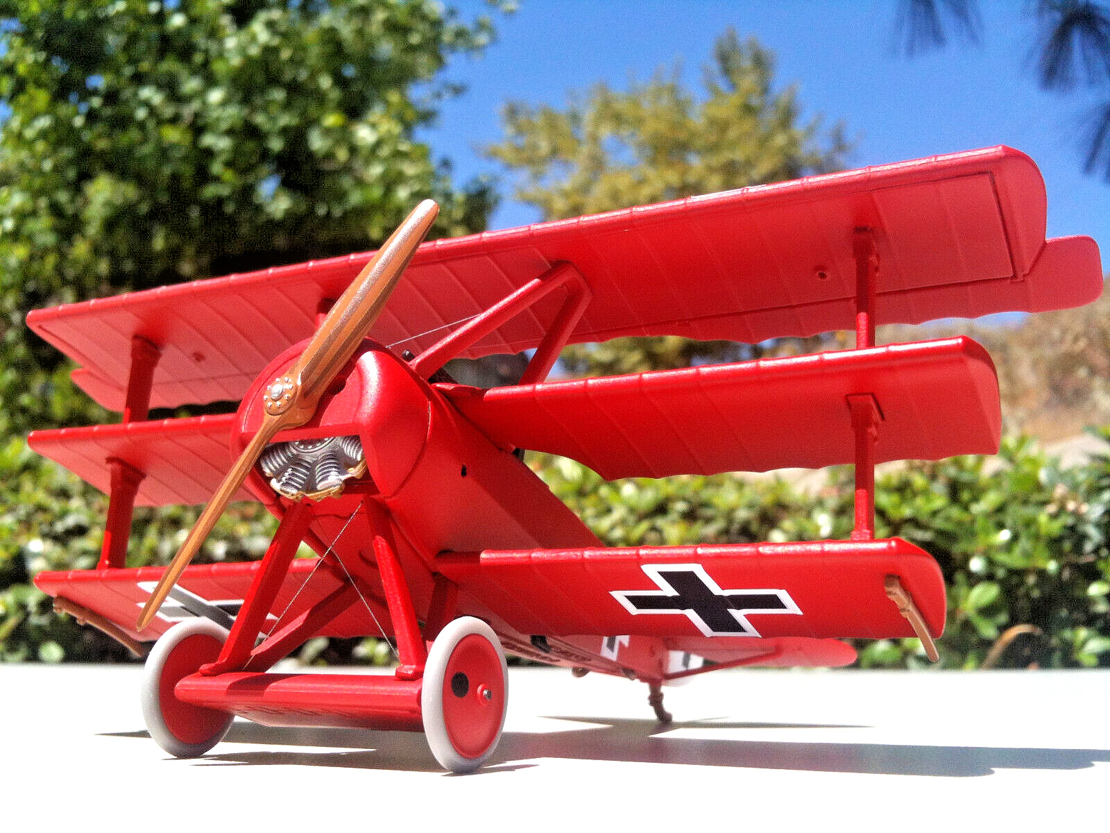 Corgi Fokker Dr.I Triplane Luftstreitkrafte JG 1 Death of The Red Baron ’18 1:48