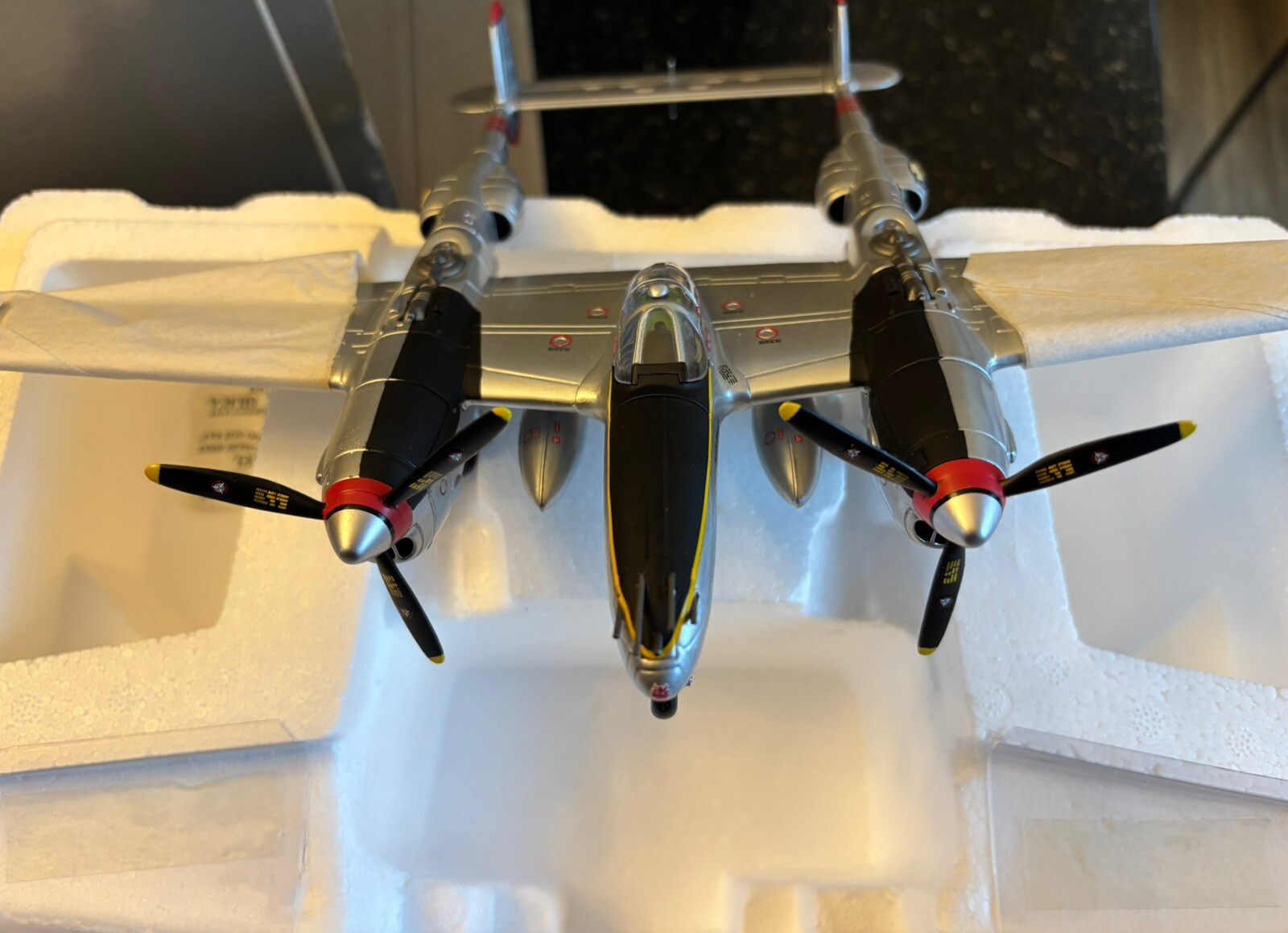 Armour Collection P-38 J Lightning USAAF #98113. 1:48 Metal NIB