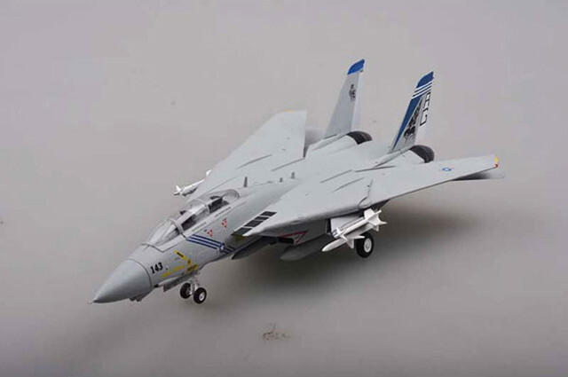 37185 Easy Model F-14B Tomcat 1/72 Model AG143 USN VF-143 Pukin Dogs