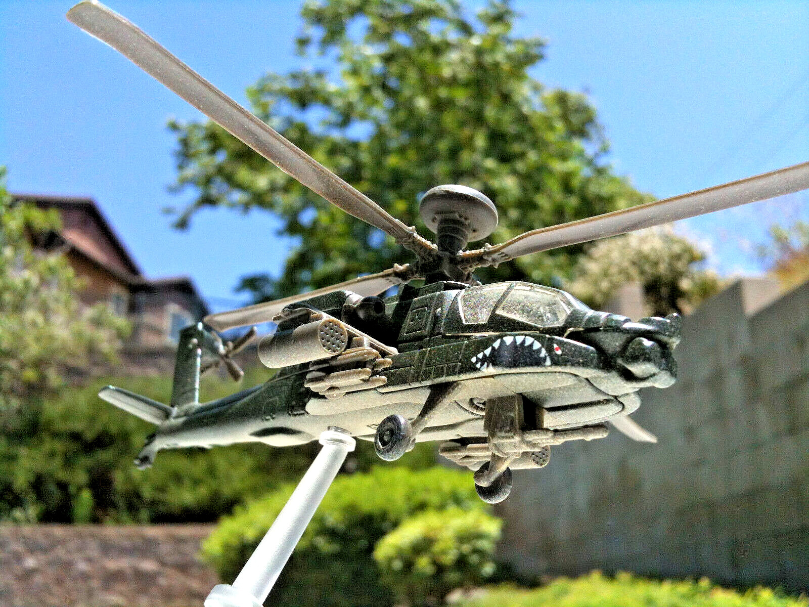 Corgi Hughes AH-64 Apache Helicopter US Army 3rd Infantry Iraqi Freedom 1:120