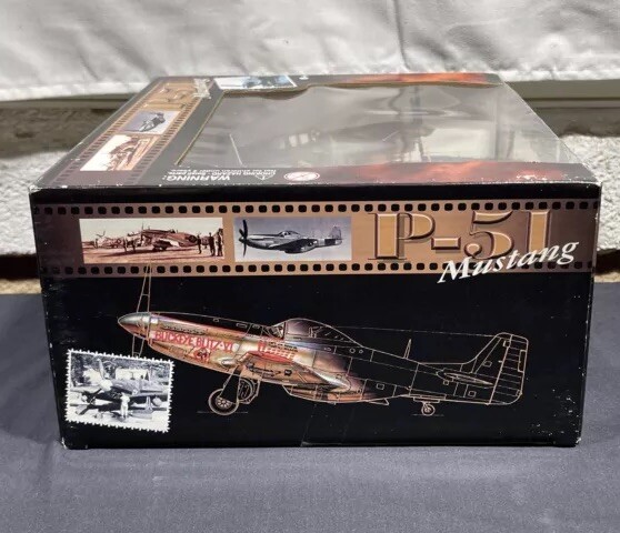 Motor Max Die-cast Metal and Plastic P-51 Mustang Plane 1:48 Scale