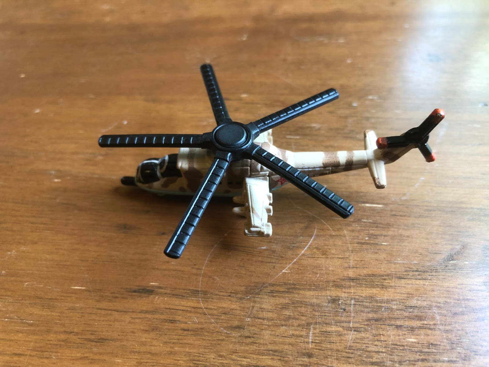 Lot of 3 1990’s Galoob Micro Machines Military Russian & Apache Helicopter Jet