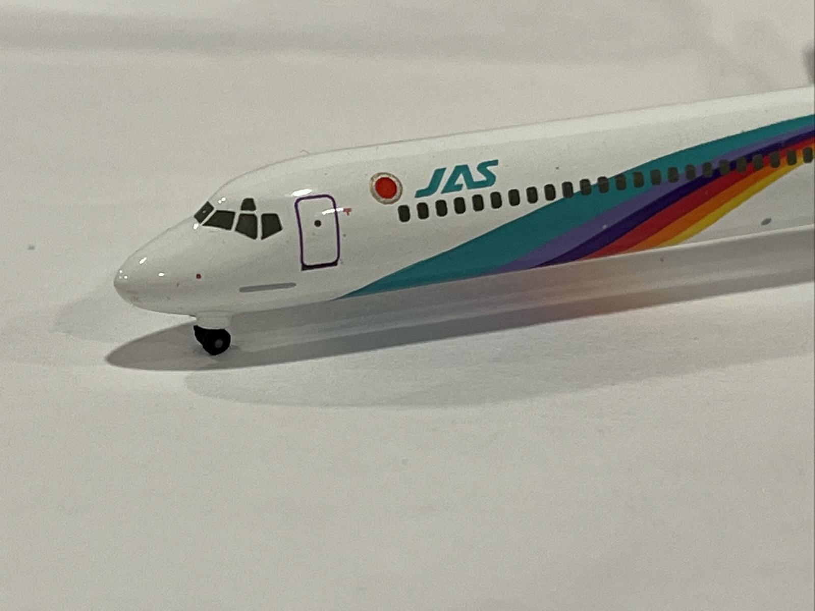 1:500 Herpa JAS Japan Douglas MD 90 Airlines Jet Toy Scale Model Airport Scale