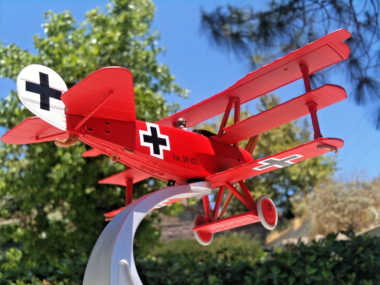 Corgi Fokker Dr.I Triplane Luftstreitkrafte JG 1 Death of The Red Baron ’18 1:48