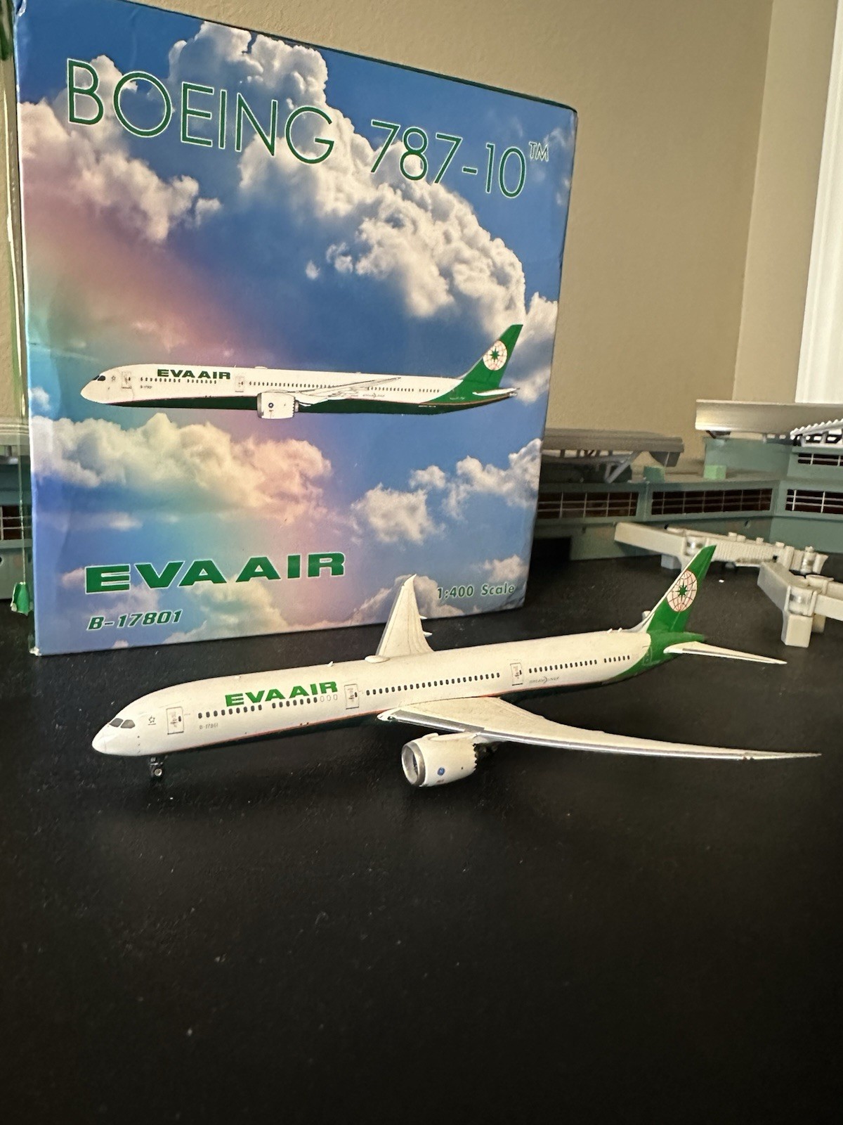 Phoenix 1:400 EVA AIR Boeing 787-10 B-17801
