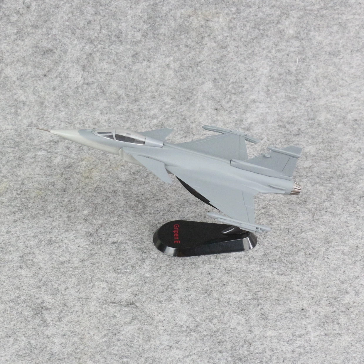 1/87 SAAB JAS-39 Gripen Fighter Jet Resin Model Static Display Collectible