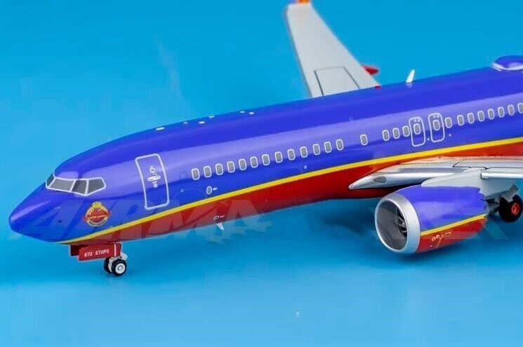 1:200 GeminiJets SOUTHWEST BOEING 737 MAX 8 Passenger Airplane Diecast Model