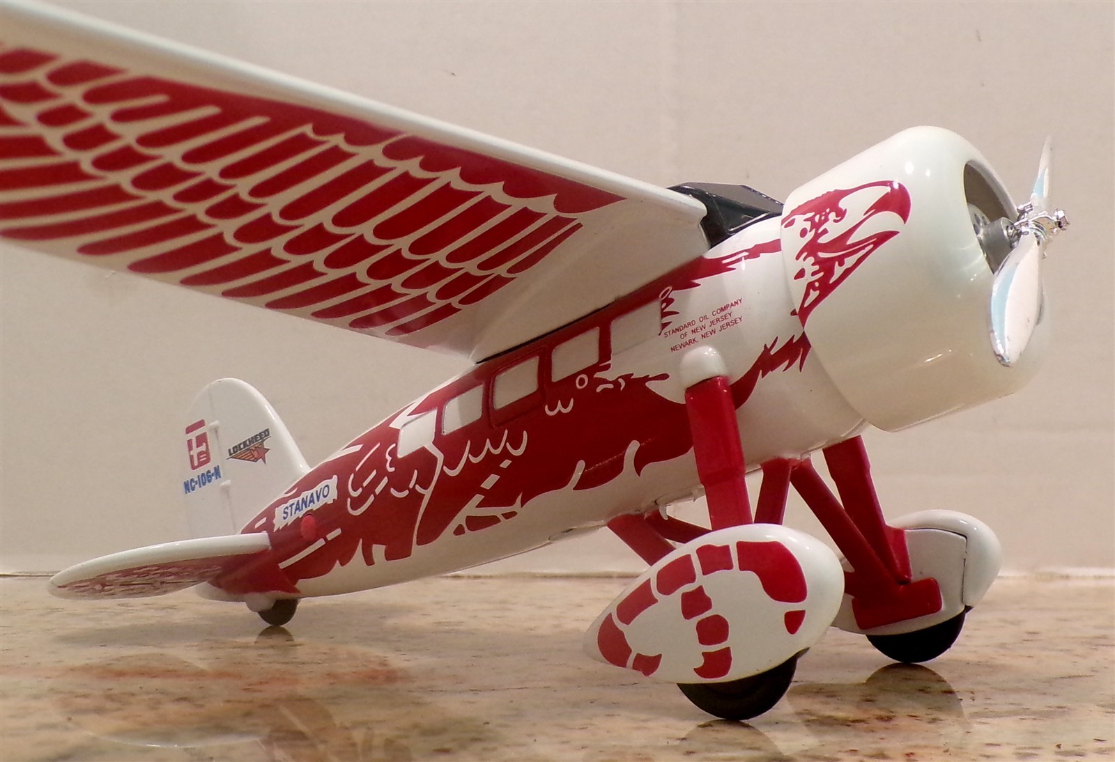 STANAVO STANDARD OIL LOCKHEED VEGA DIECAST AIRPLANE BANK SPEC CAST #35050 NIB