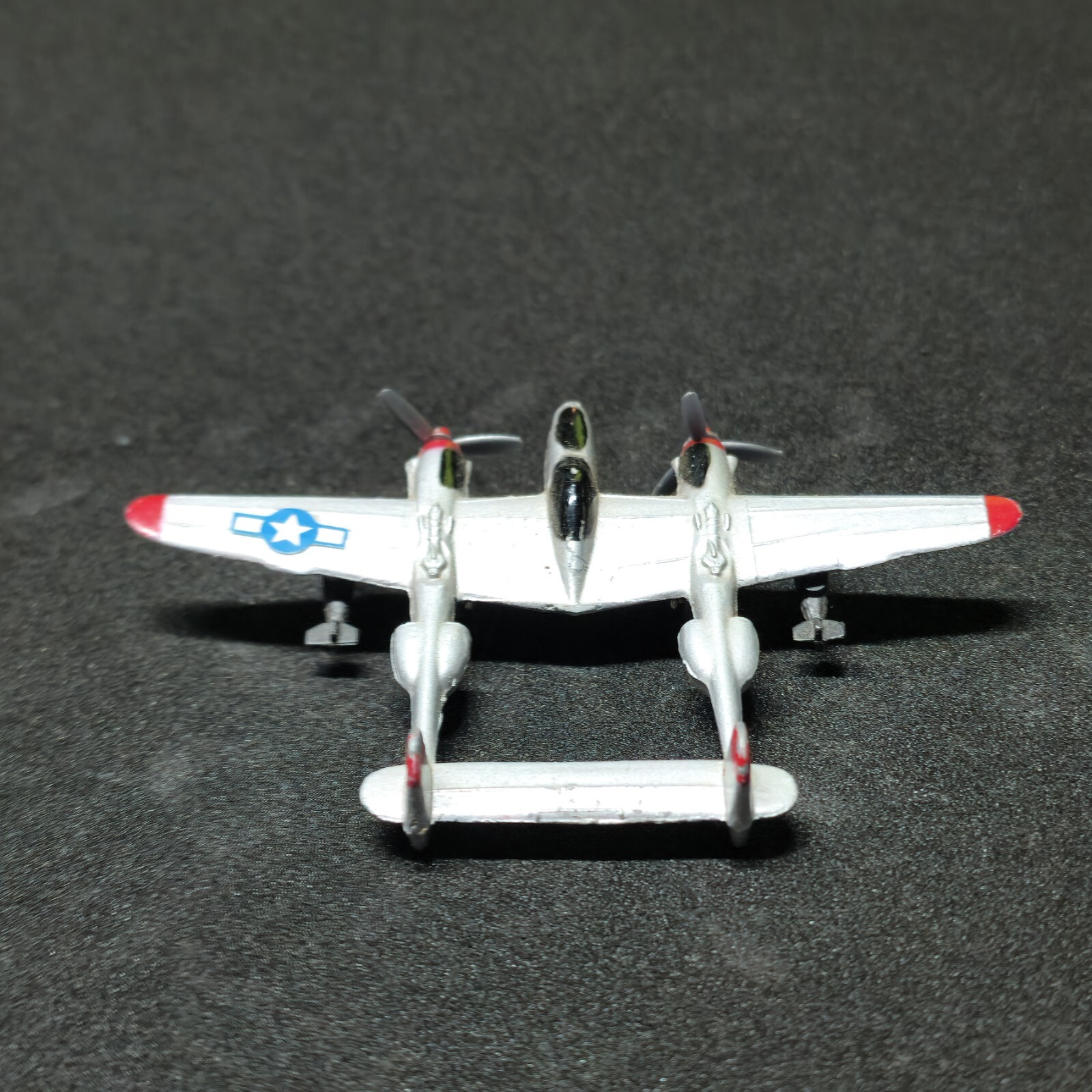 Dyna Flites / Zee A109 P-38 Lightning WW2 Diecast Fighter Plane