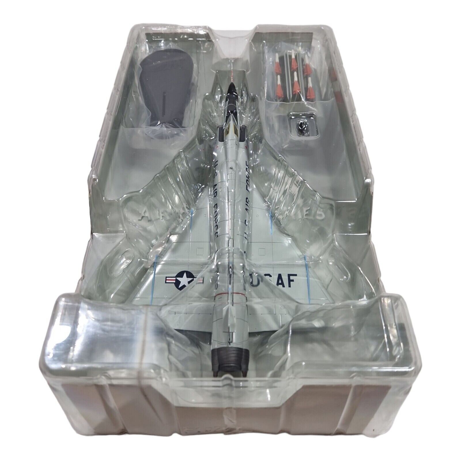 Hobby Master 1:72 Convair F-102A Delta Dagger USAF 16th FIS, Naha AFB HA3111