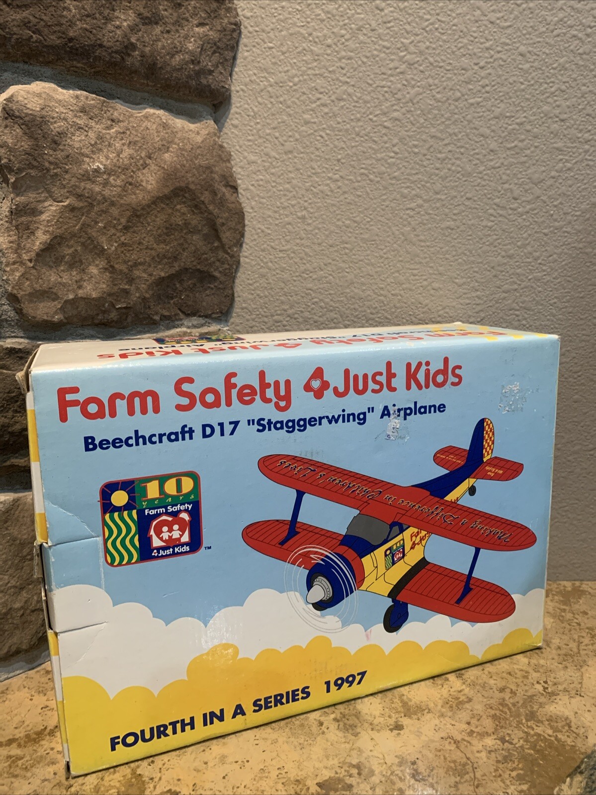 FARM SAFETY 4 KIDS BEECHCRAFT D17 DIECAST AIRPLANE SPECCAST LIBERTY BANK 48015