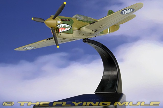 Oxford Diecast 1:72 P-40 Warhawk AVG Flying Tigers 1st Sqn Robert Neale White 7