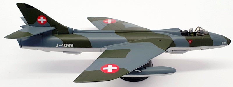 Corgi 1/72 Scale AA32710 – Hawker Hunter FR.Mk 58 Swiss Air Force J-4068