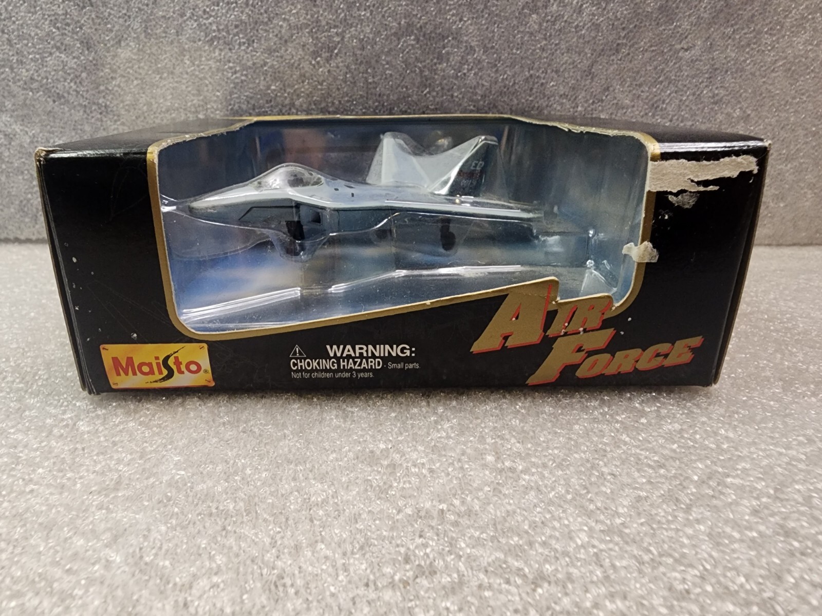 Maisto YF-22 Lightning II Air Force Special Edition W/Box CHECK CONDITIONS