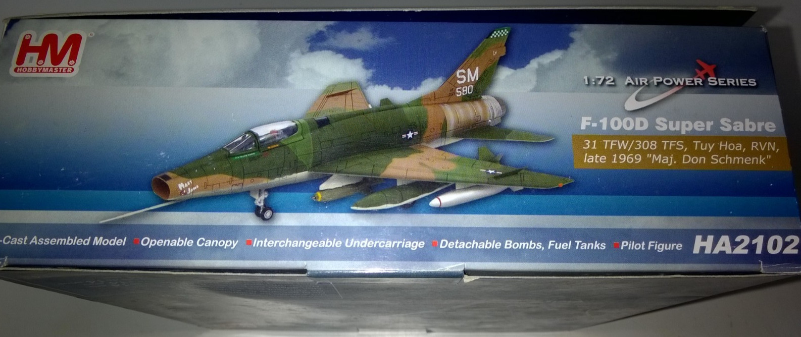 Hobbymaster F-100D Super Sabre ” Maj. Don Schmenk ” 1969 HA2102 1:72 NIB