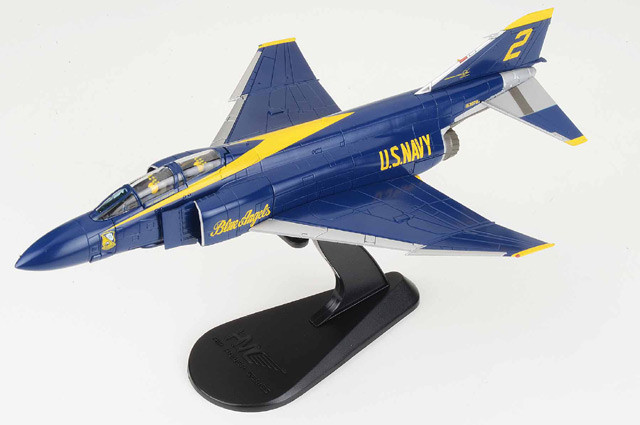 HA19044 Hobby Master F-4J Phantom II 1/72 Model #2 USN Blue Angels