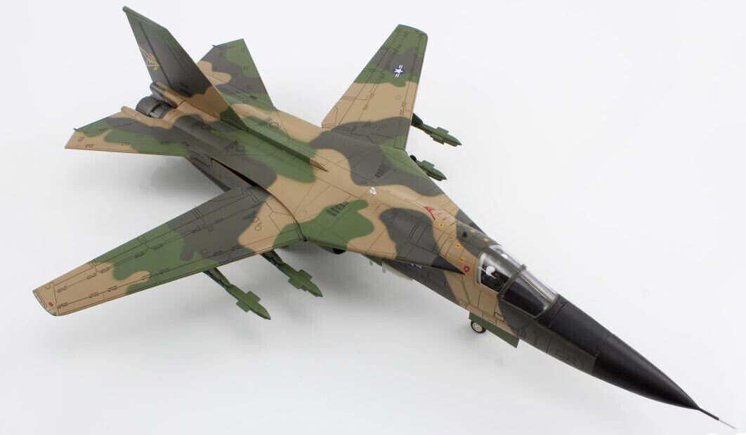 HA3031 1/72 F-111A Combat Lancer 66-0022 USAF Takhli RTAFB 1988 early Mk.82 bomb
