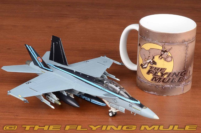 Hobby Master 1:72 F/A-18F Super Hornet, USN NAWDC, Top Gun: Maverick