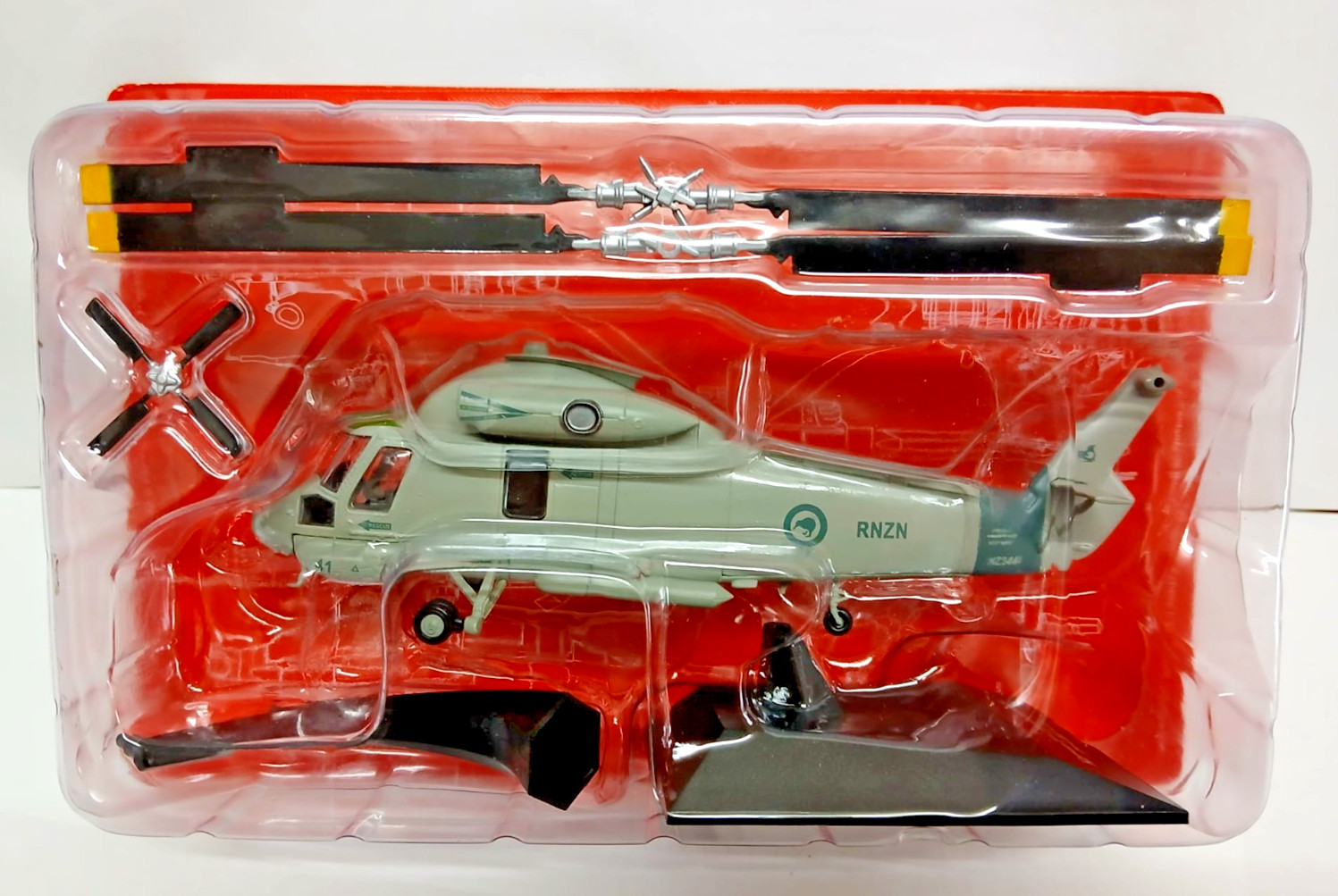 Kaman SH-2F Seasprite Helicopter (New Zealand) No. 70 Scale 1/72