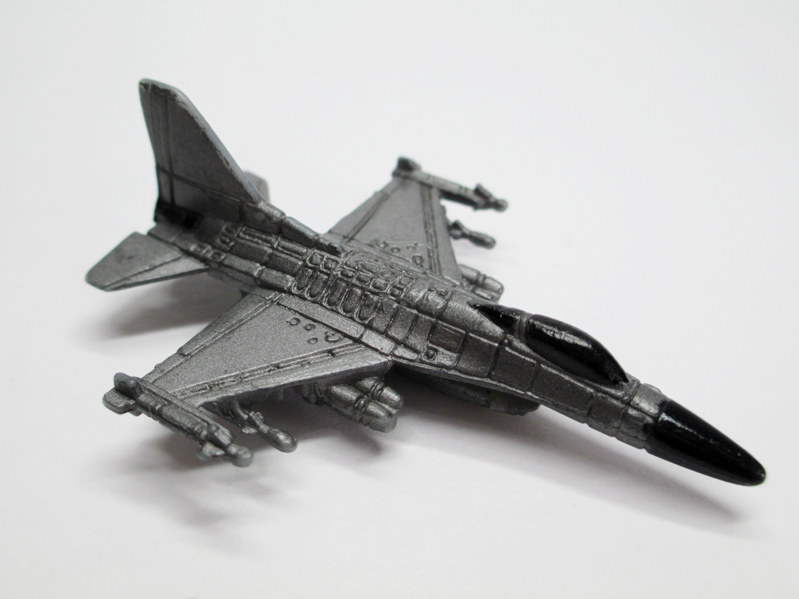 Micro Machines Military F-16 Fighting Falcon Jet Viper Gray Silver Plane