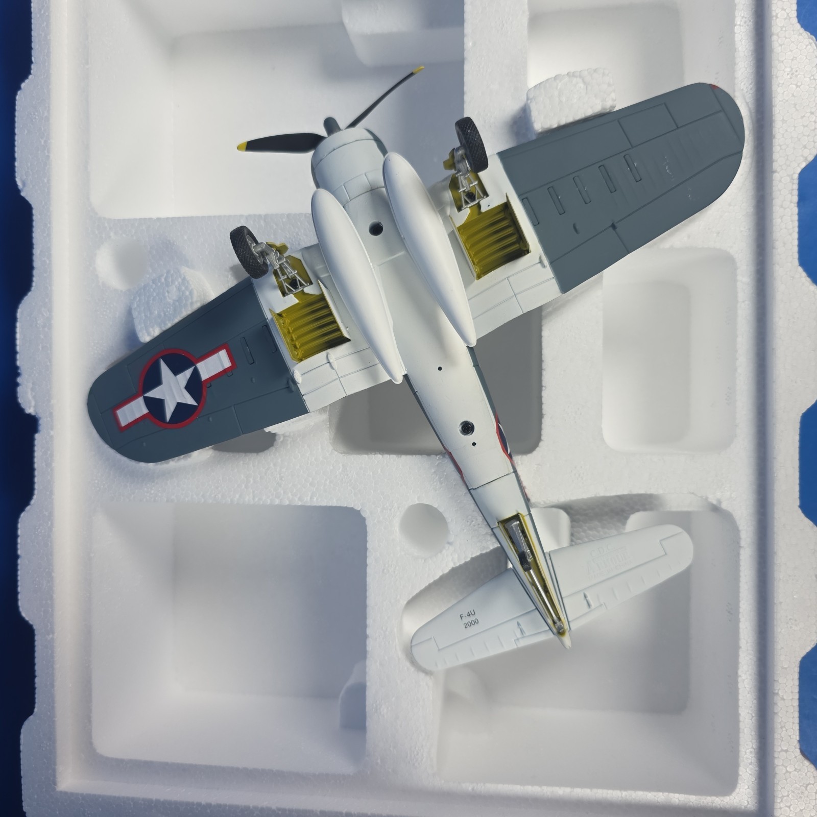 F4U Corsair Collection Armour 98091 WWII Diecast Airplane Display Model 1:48