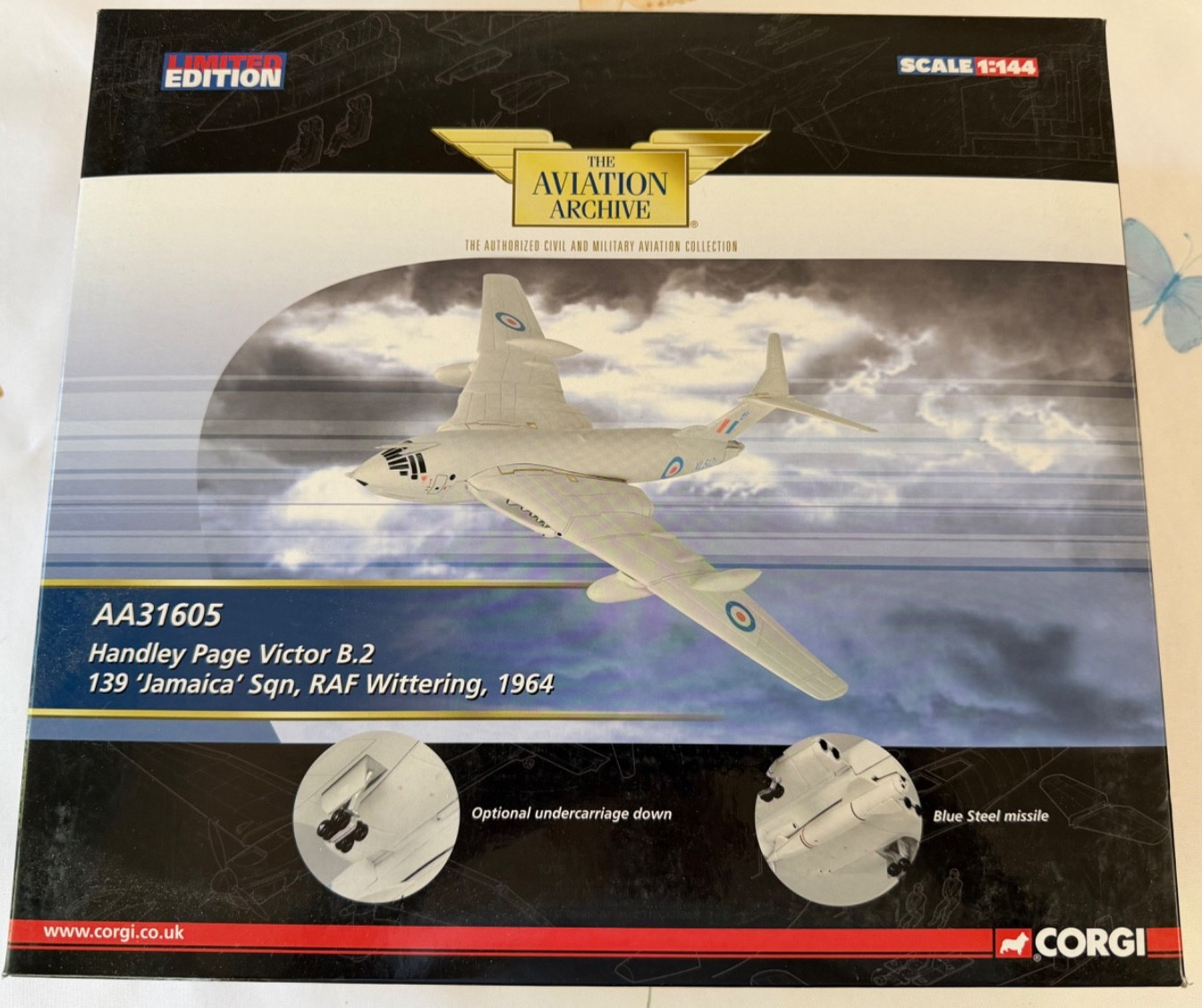 1/144 CORGI AA31605 HANDLEY PAGE VICTOR B.2 139 ‘JAMAICA’ SQN, RAF WITTERING, 64