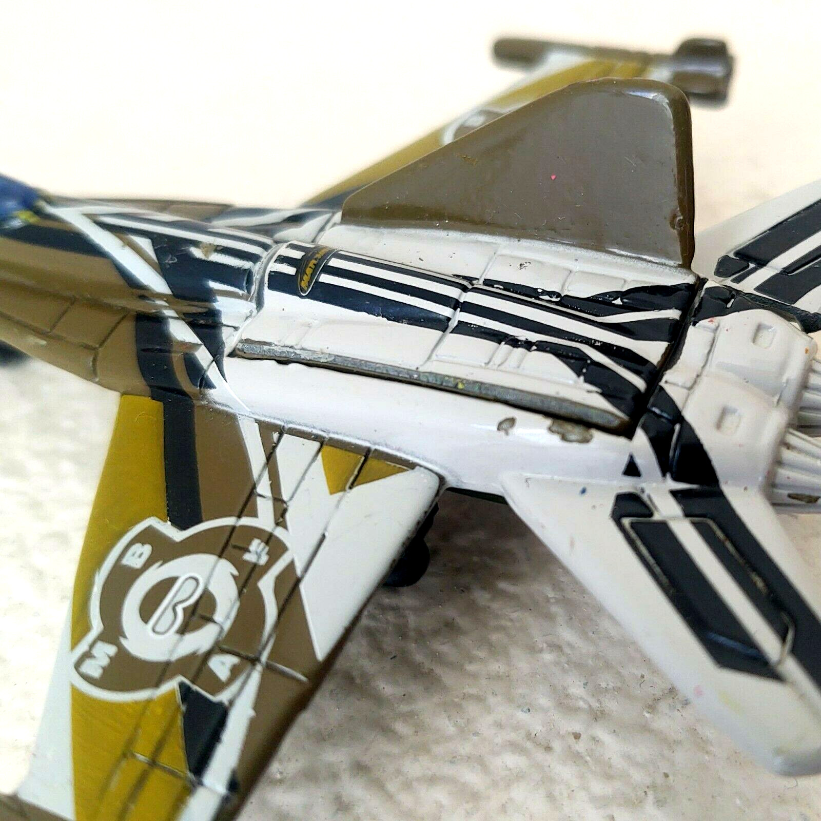 Mattel Matchbox Hero City Sky Buster 2001 Die Cast Attack Jet 68982 MISSING FIN