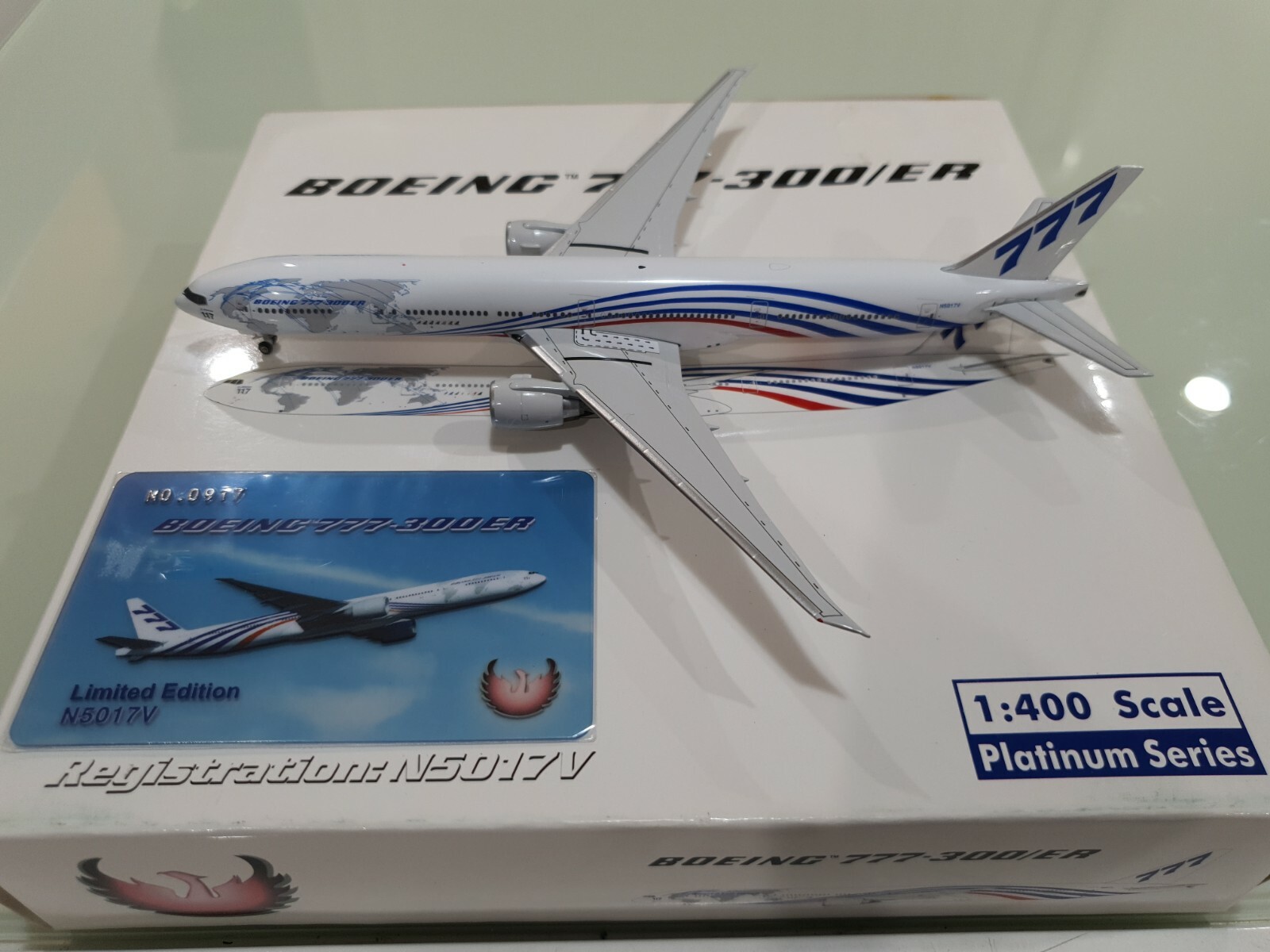 PHOENIX 1/400 Boeing 777-300ER N5017V House Colour – Limited Edition – Rare