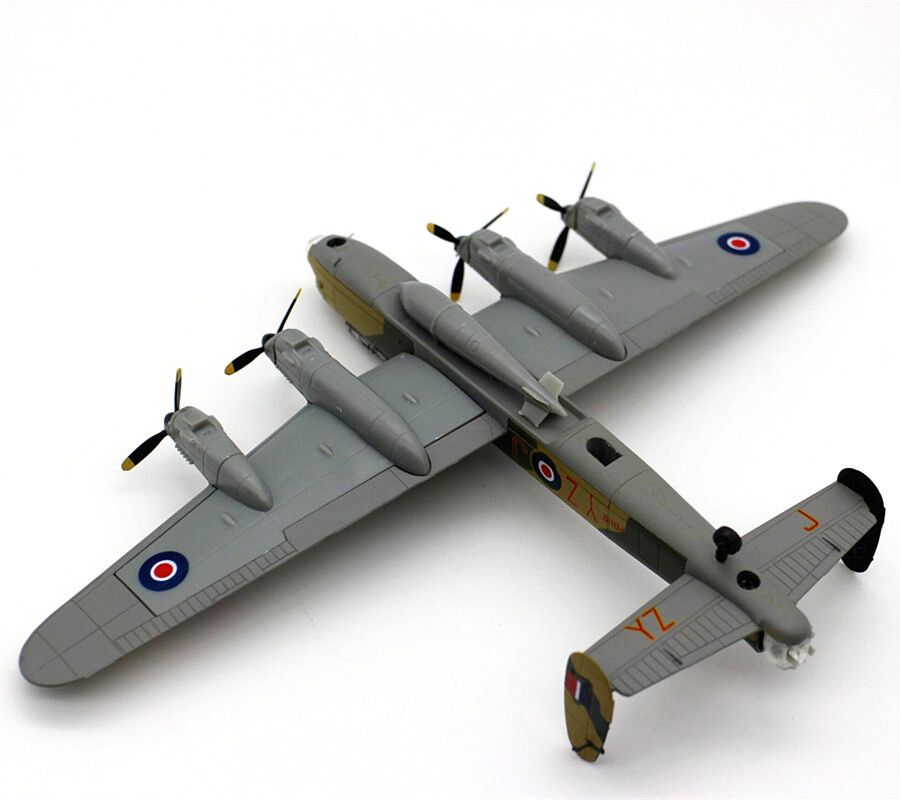 1:144 Scale Alloy Diecast Military Model RAF AVRO 683 Lancaster Bomber Aircraft
