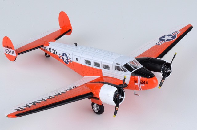 Oxford Diecast 1/72 UC-45J Expeditor USN