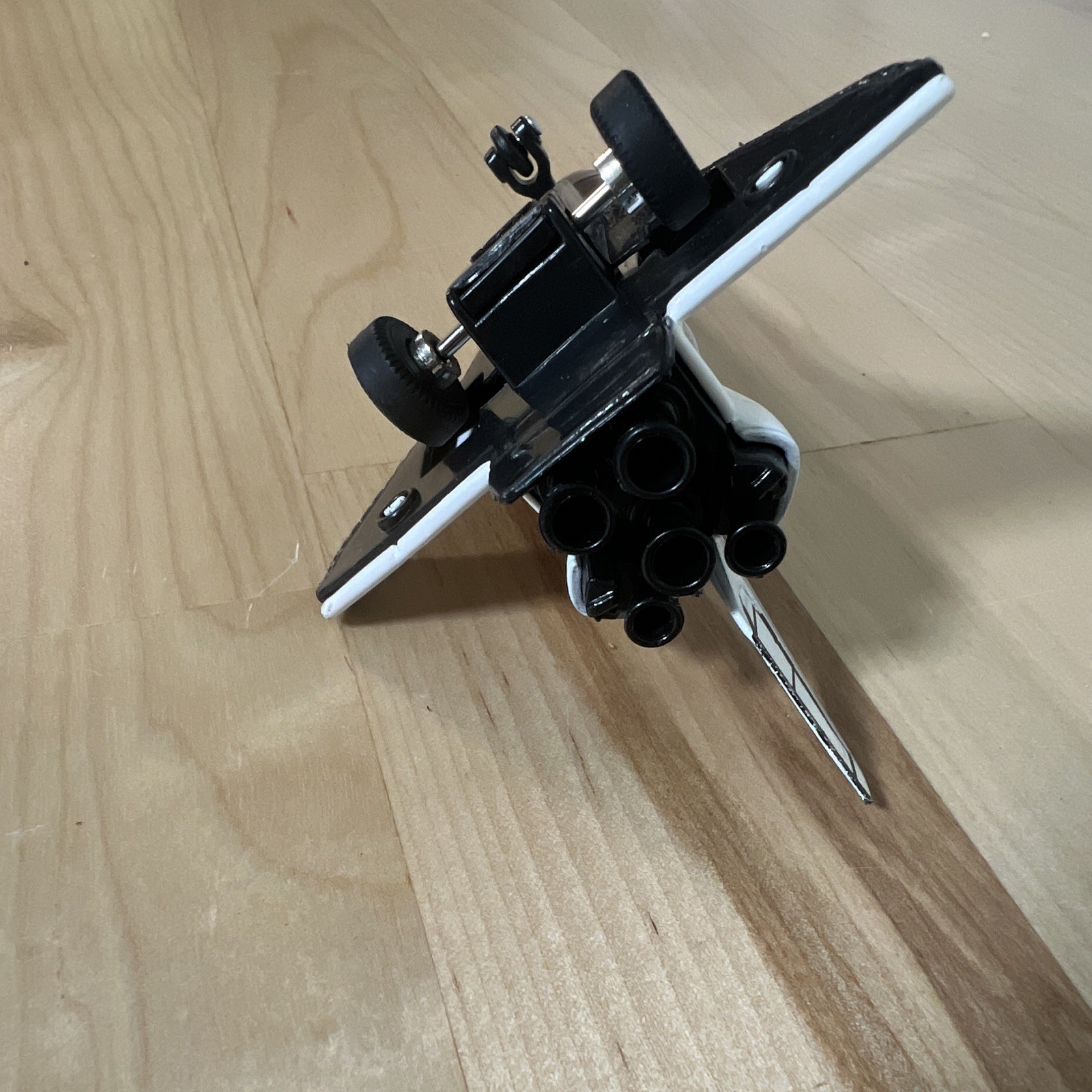 Siku NASA Space Shuttle Diecast Pull Back Model 0817 White/Black