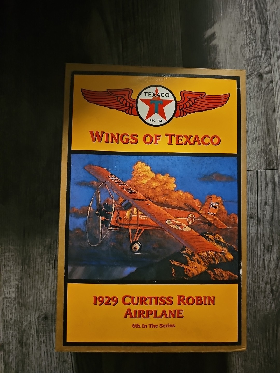 Wings Of Texaco 1929 Curtiss Robin Airplane Aircraft Die-Cast Toy Bank ERTL 1998