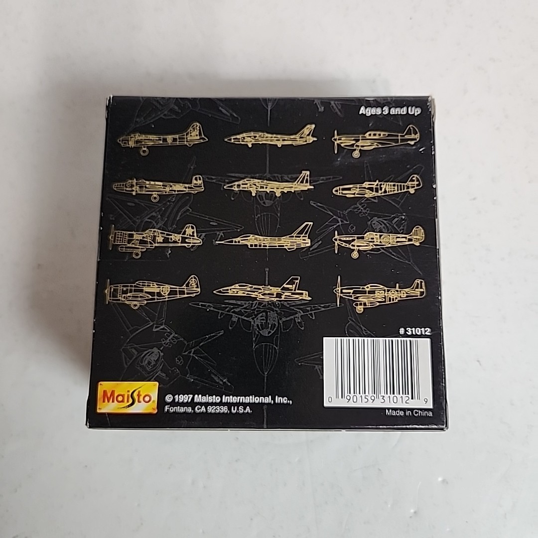 New In Box 1997 Maisto Air Force Tailwinds SE WWII USA P- 47D Thunderbolt X59