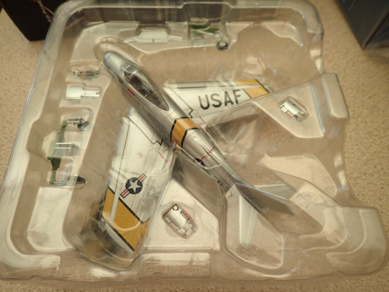 Hobbymaster HA4315 1:72 North American F-86 Sabre FU-746 Oct 1951 Factory Sealed