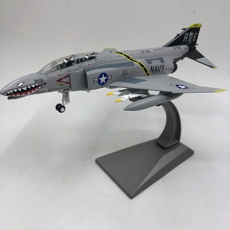 1:100 McDonnell Douglas F-4C Fighter Aircraft Model Diecast Military Collection