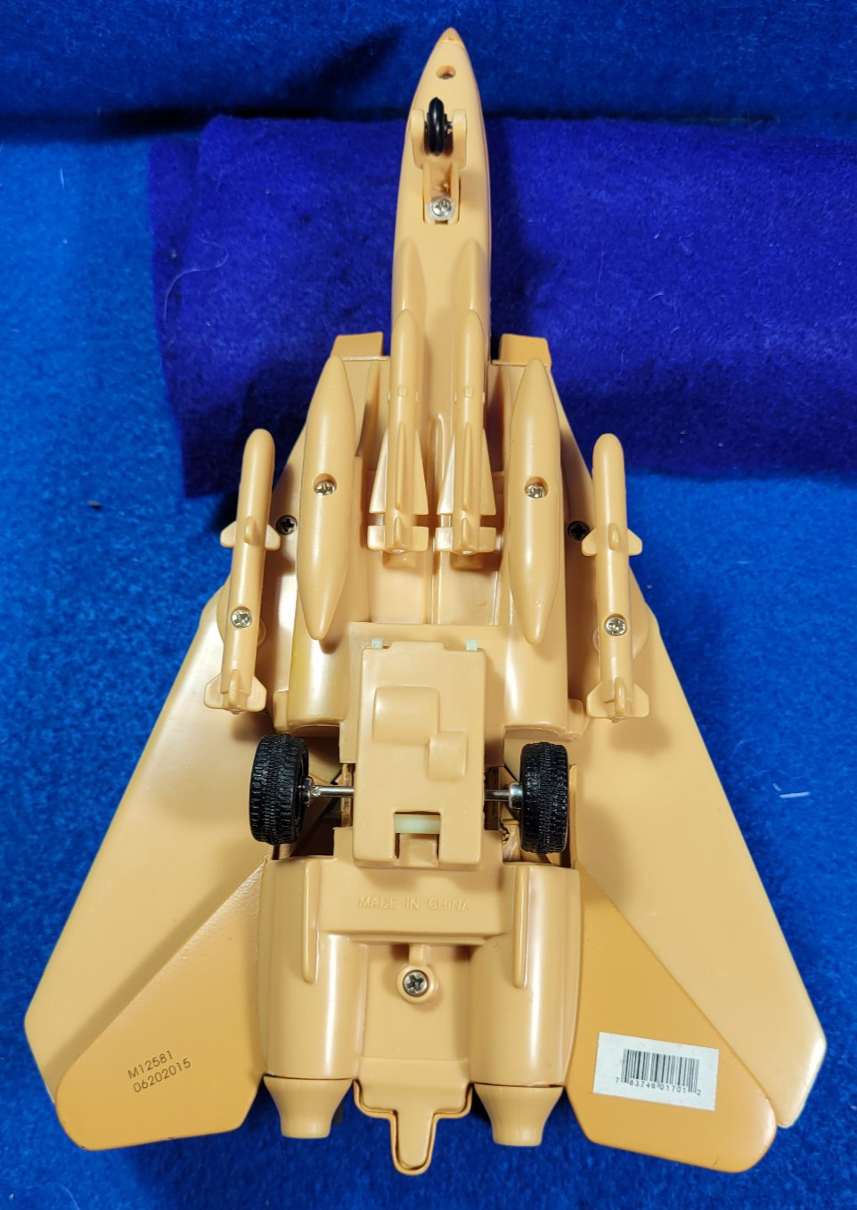Grumman F-14A Tomcat 10″ Pullback Toy Jet Desert Camo Works Die-Cast Plastic