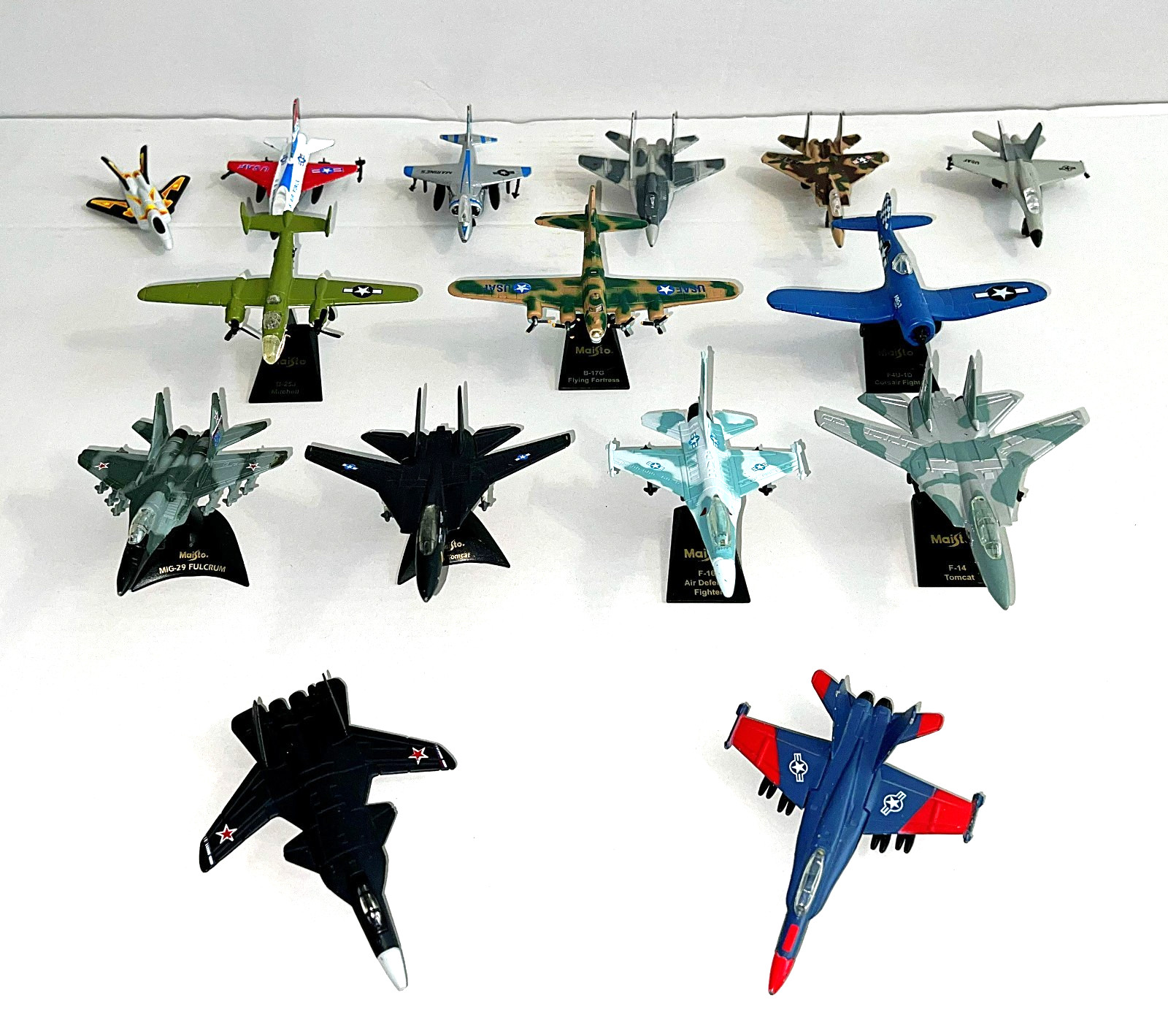 VTG MAISTO DIECAST MILITARY JETS, PLANES LOT OF 9 Plus 6 Bonus *READ DESCR.