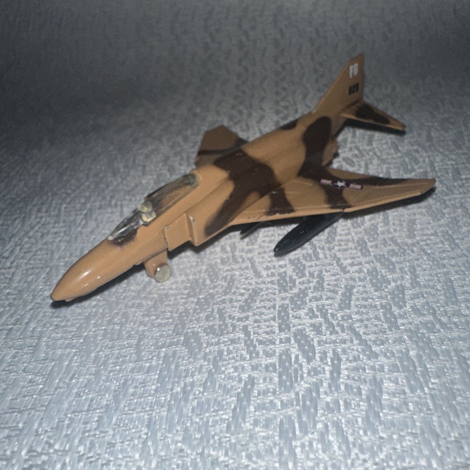 PHANTOM F-4C A118 Military Fighter Aircraft 2.75″ Wingspan Dyna-Flites (Ref#19)