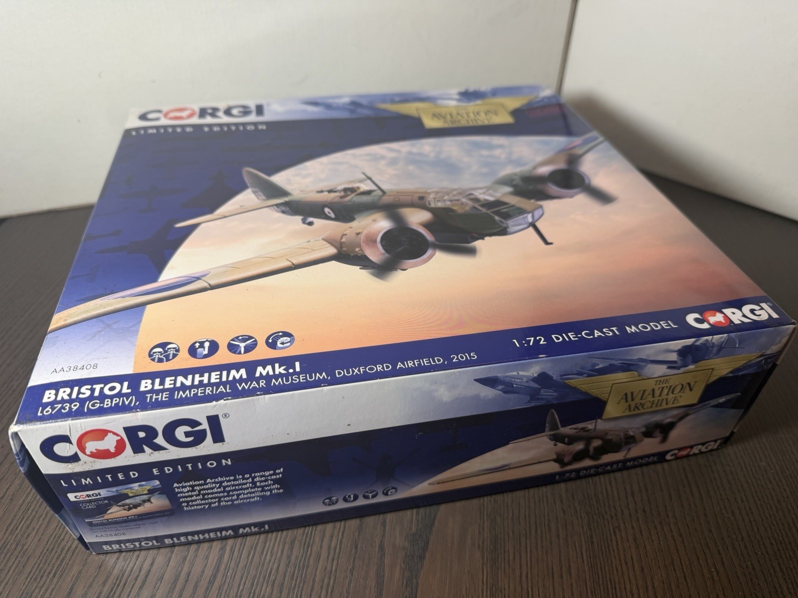 BRISTOL BLENHEIM – CORGI AVIATION AA38408 – IMPERIAL WAR MUSEUM DUXFORD – 1:72