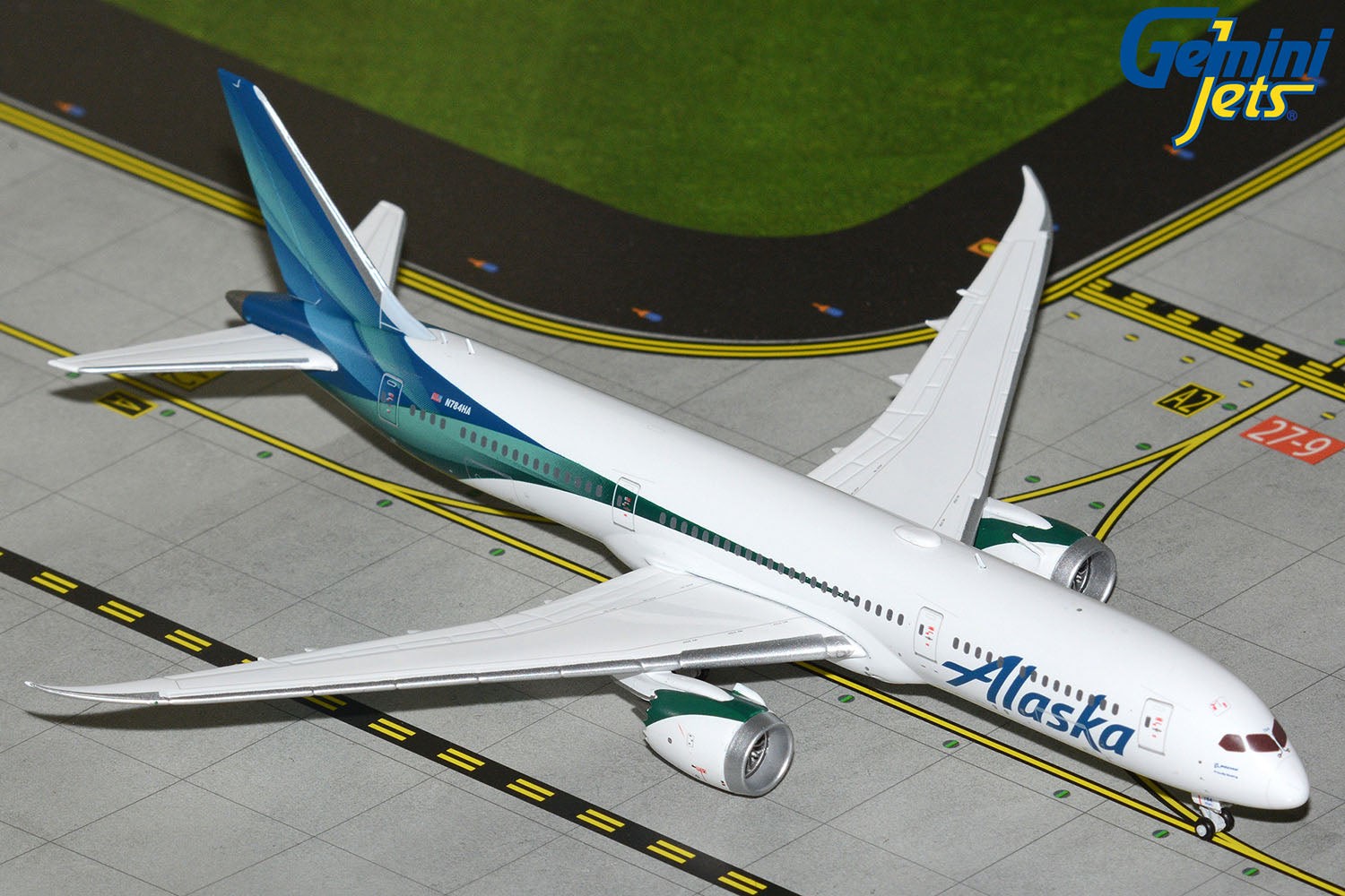 Alaska Airlines Boeing 787-9 N784HA GeminiJets GJASA2400 Scale 1:400