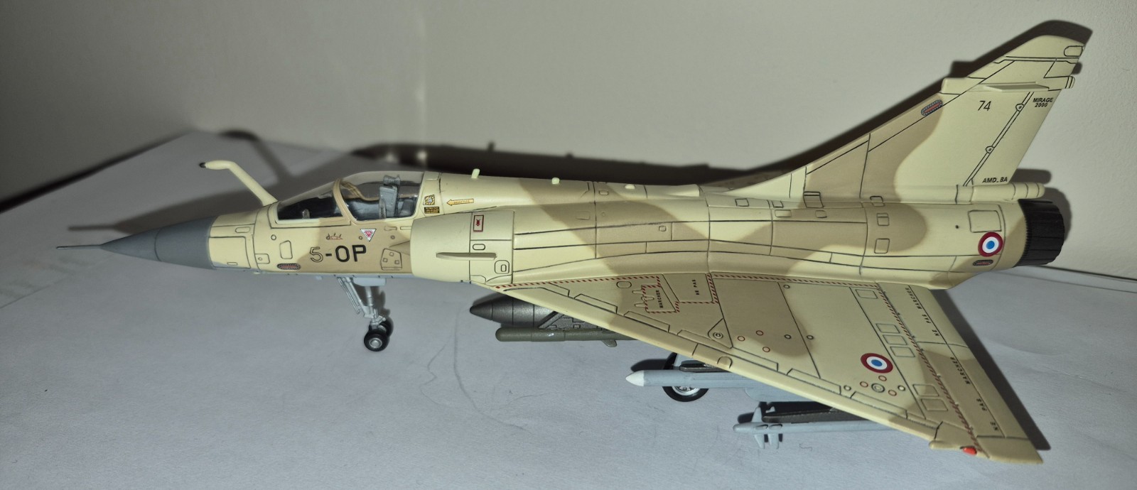 1/72 HobbyMaster (HA1602) Mirage 2000C, Armee de l’Air EC 2/5, Desert Storm 1991