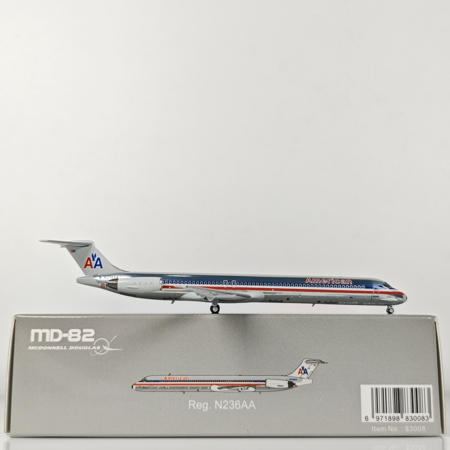 1:400 NG Models American Airlines MD-82 N236AA ​Airplane Diecast Aircraft Model