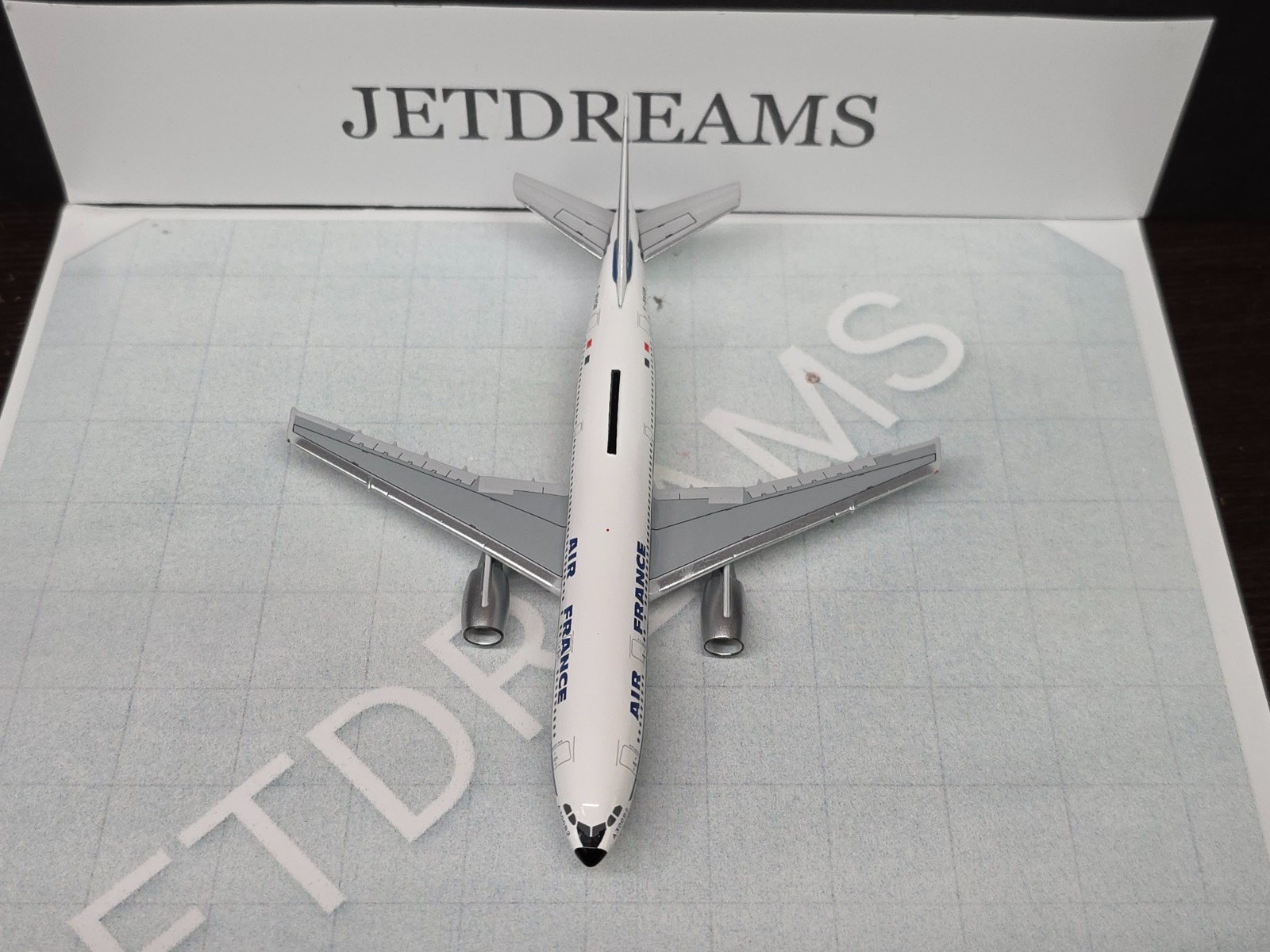 1/400 AIR FRANCE AIRBUS A300-100 1970’S COLORS F-BVGB AEROCLASSICS