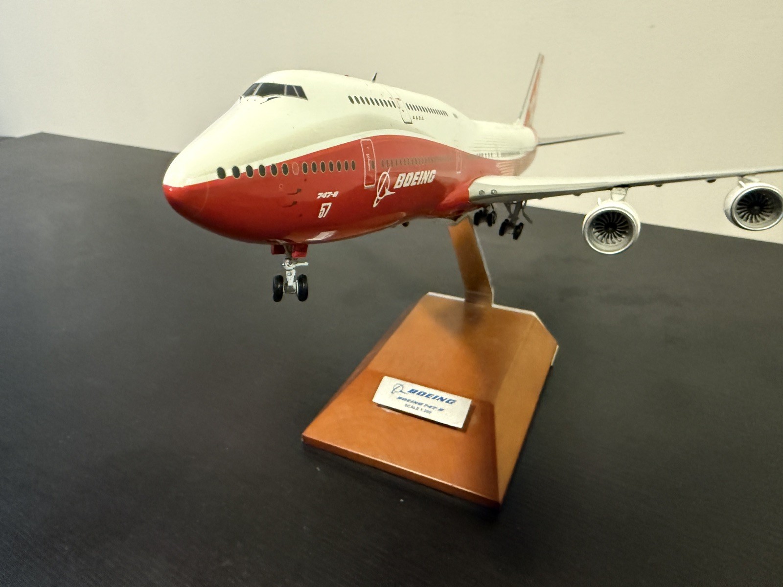 747-8 JCWINGS 1/200 Boeing House colours